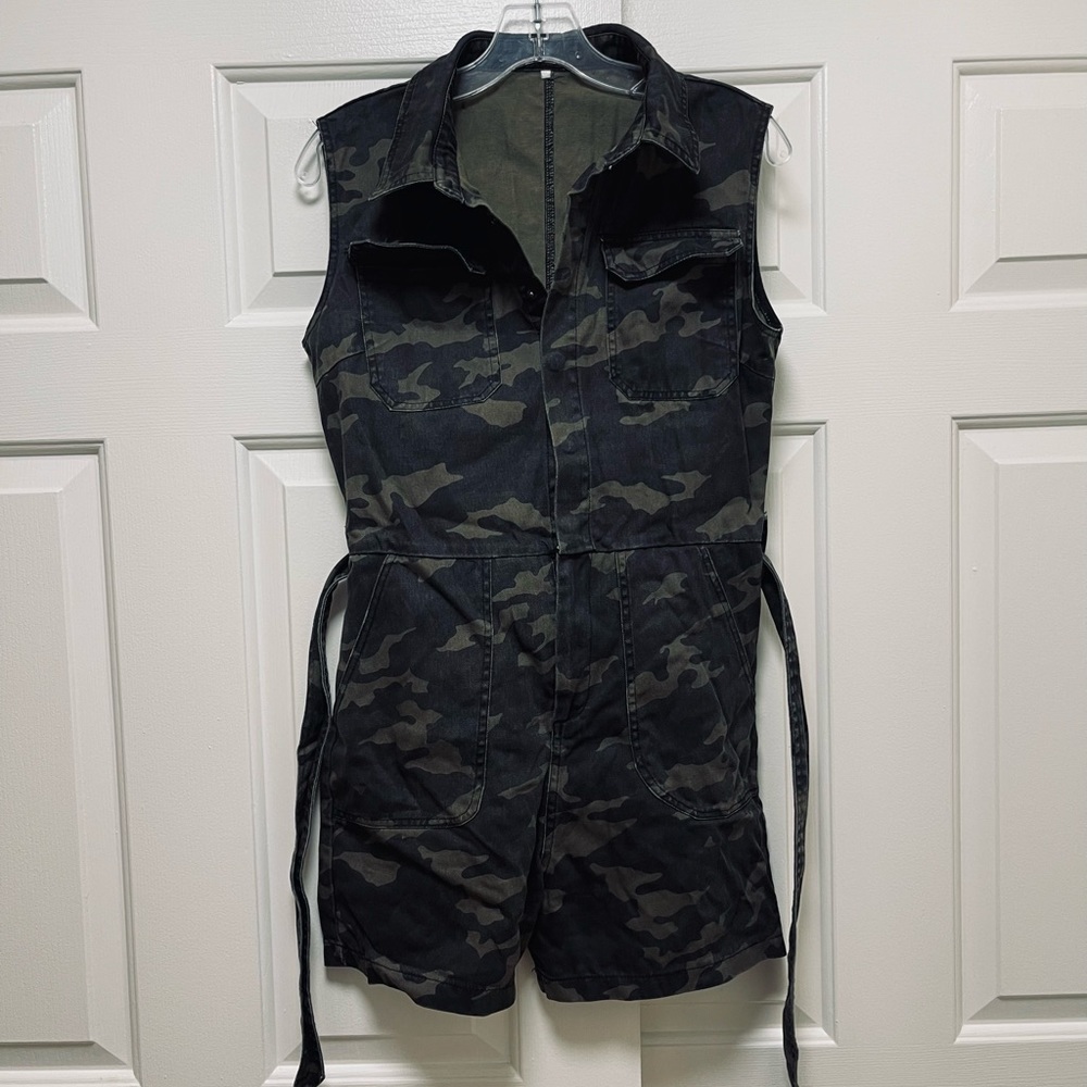 Women Jumpsuit Camouflage Medium